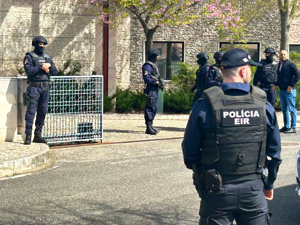 Two people have been killed at the Ismaili Center in Lisbon, Portuguese police confirms to Reuters. Heavy police presence outside.