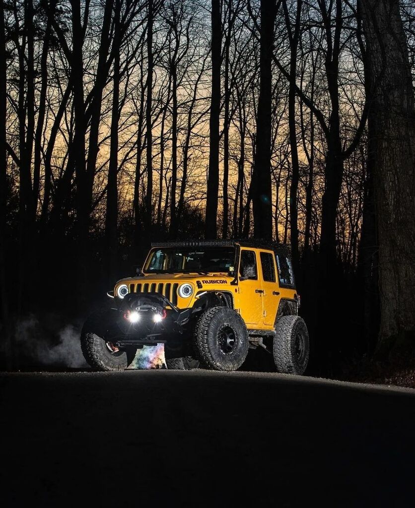 It's about the journey⛰️⬅️SWIPE.  Who is headed out to @theeasterjeepsafari this year? #jeepbeef 

#trailtuesday with @stinger_jlur 

#jeepnation instagr.am/p/CqVIUPmL_PW/