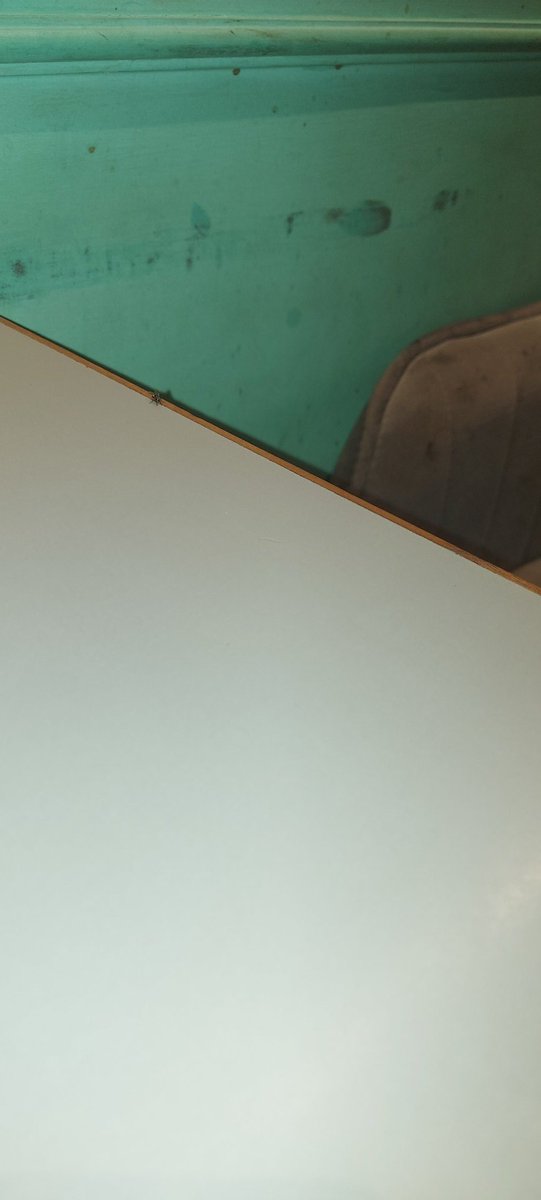 Bhumikar's tweet photo. @ChaiSuttaBarIN so called hygienic atmosphere of your outlet located at Vidyadhar Nagar Jaipur. 
Tea spilled on floor and walls PROPOSED TO BE IN KULHAD.
Fly on serving table and dust on the interior as it never been cleaned since inauguration.. https://t.co/Vp6gfQAAW4