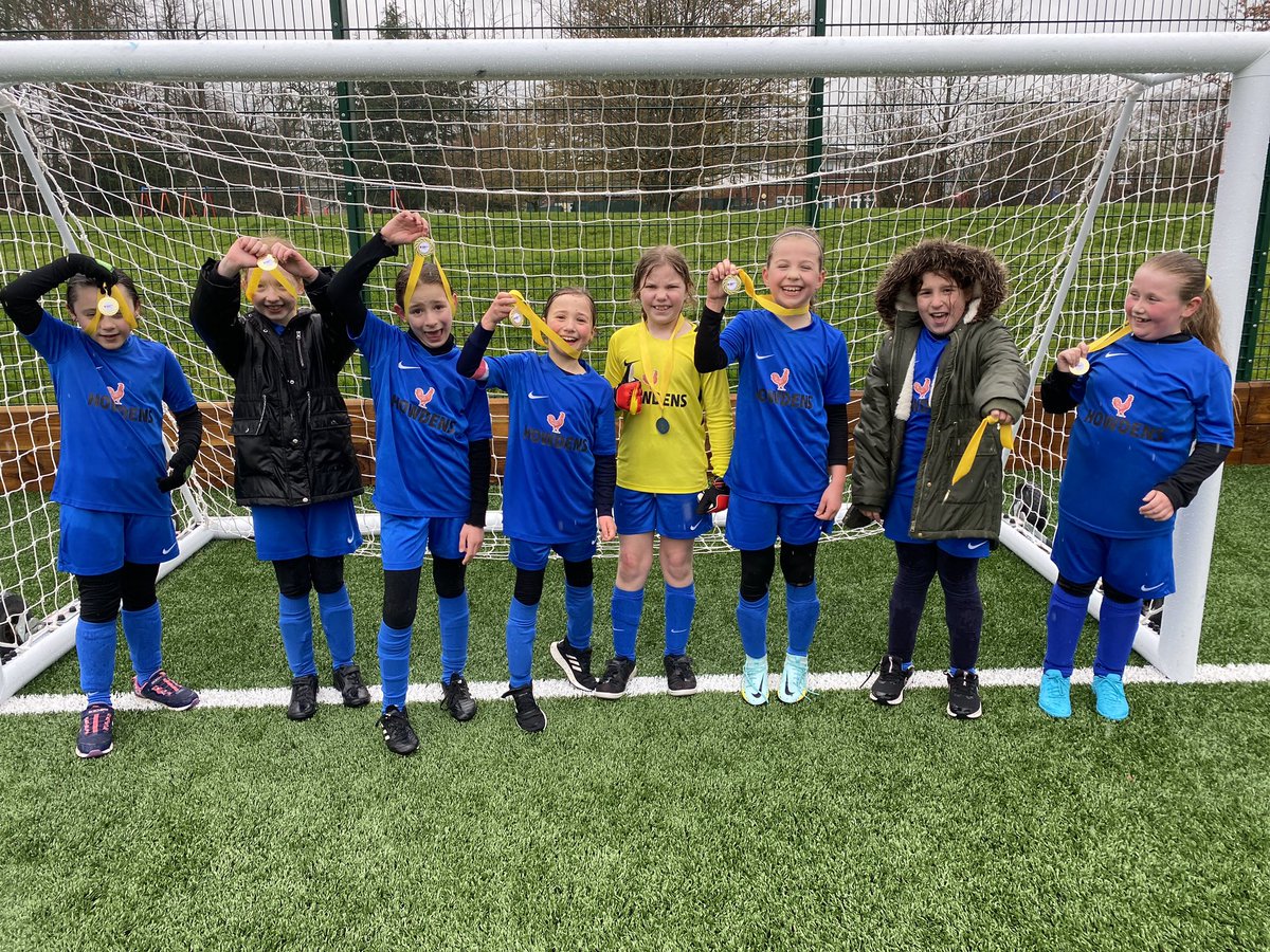 Winners of the @WFCTrust Year 4 Girls competition this morning. Thank you for the best time. ⚽️😊🏆🥇@WroxhamSchool @Aubreymiro