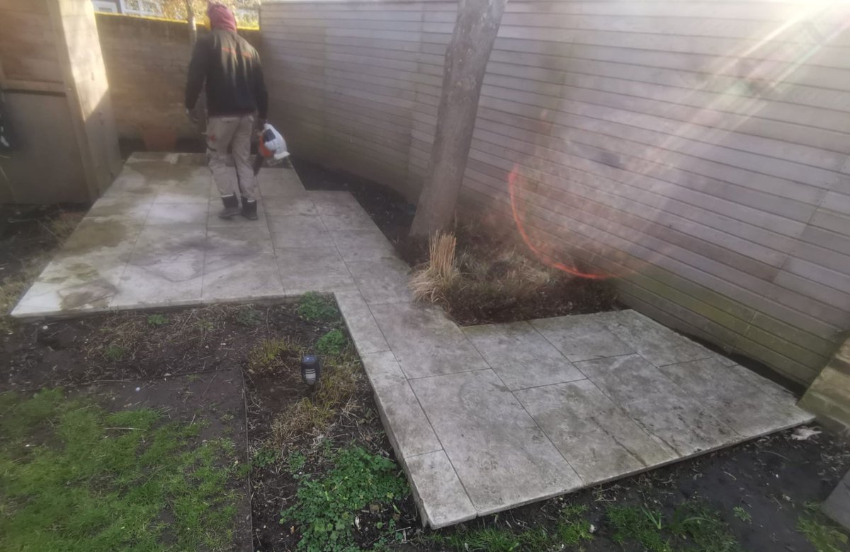 PetershamGarden's tweet photo. Nothing spruces up a patio or paving quite like a spot of jet washing. The high pressure of hot water (no harsh chemicals here!) really knocks the heck out of all that ingrained dirt and leaves your patio looking virtually like new again - so clean, you can see your face in it! https://t.co/2V8HfOS5wr