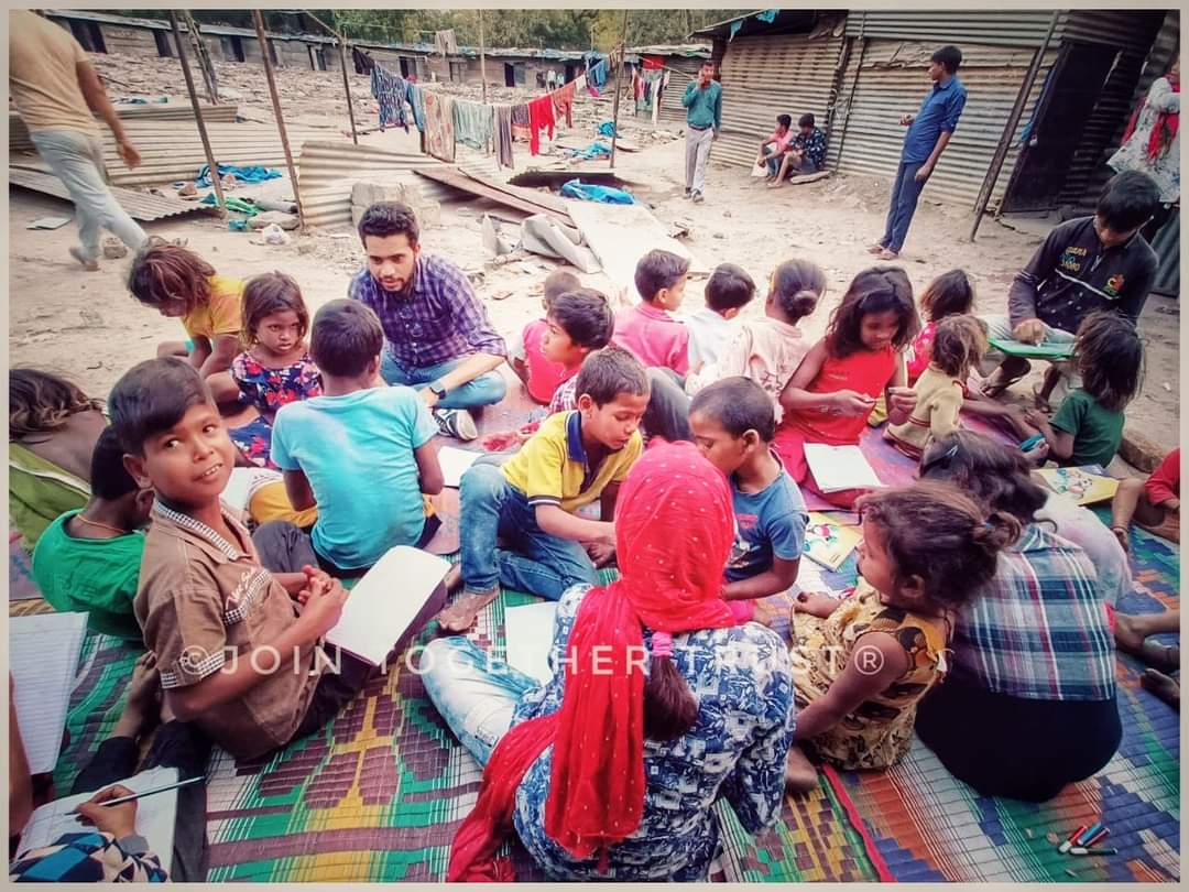 “History will judge us by the difference we make in the everyday lives of children.”

Pics copyright reserved with @WeJoinTogether_
wejointogether.org

#JoinTogetherTrust #khojbachpanki #ReachToTeach #StreetChildren #education #educationispower #educationforall #volunteer