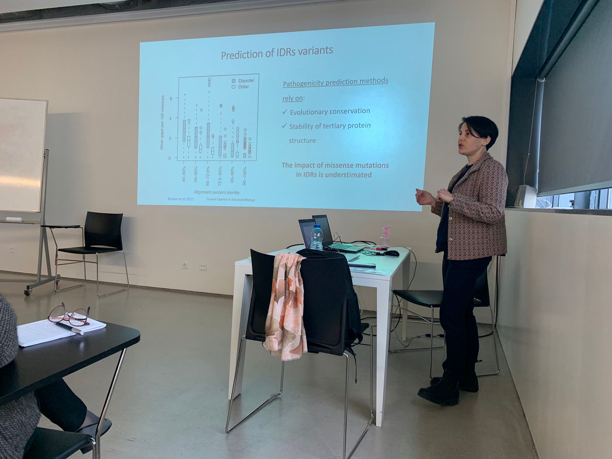 #PhasAGE_Seminars
Today we had the great pleasure to host Emanuela Leonardi from @BiocomputingUP <a href="/UniPadova/">Università di Padova</a> and learn more about the role of #IDPs in neurodevelopmental disorders!

@ServizioRicerc <a href="/i3S_UPorto/">i3S-Instituto de Investigação e Inovação em Saúde</a> #H2020 #networking