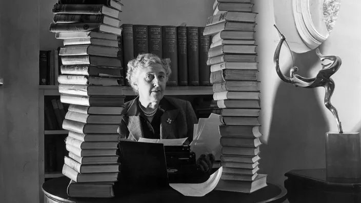 Delcroixx's tweet image. Qu’est-ce qu’un «#sensitivityreader» en français? lefigaro.fr/langue-francai… via @FigaroPlume