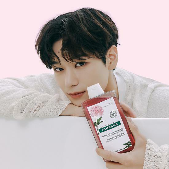 juyeonleepics's tweet photo. Juyeon x Klorane 

#주연 #더보이즈 https://t.co/VIMxTJqgqT