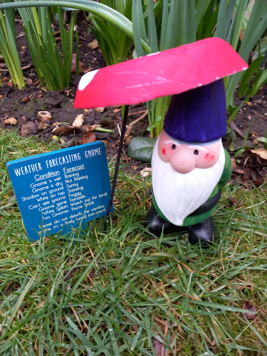 VCAEC's tweet photo. The Helping Hands gardening team managed to do one of their two gardens in Sutton today. Too much rain again. #WeWantSpring https://t.co/jfn0sPmUvT