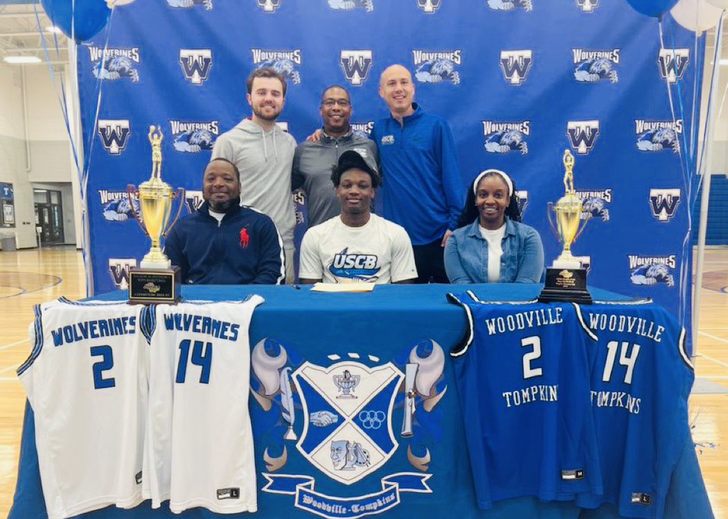 Coach Lenny Williams (@coachlenatl) on Twitter photo Congrats <a href="/WoodvilleSAV/">Woodville Tompkins</a> šPlayer & <a href="/USCBMBB/">USCB Menās Basketball</a> Signee Alfonzo Ross <a href="/yeahfonzo/">zo</a> for being Named the <a href="/GACACoaches/">Georgia Athletic Coaches Association</a> <a href="/OfficialGHSA/">GHSA</a> DI South Player of the Year! gacacoaches.com <a href="/Coach_RonFudala/">Ron Fudala</a> <a href="/DennisKnightSMN/">Dennis Knight</a> <a href="/TheBigGuyWJCL/">Frank Sulkowski WJCL</a> <a href="/KyleSandy355/">Kyle Sandy</a> <a href="/Joey_B_Lamar/">Joey Lamar</a> <a href="/choward_media/">Corey Howard</a> <a href="/BTS_Report/">Baseline To Sideline(Ī©ĻĻ)</a> Congrats <a href="/WoodvilleSAV/">Woodville Tompkins</a> šPlayer & <a href="/USCBMBB/">USCB Menās Basketball</a> Signee Alfonzo Ross <a href="/yeahfonzo/">zo</a> for being Named the <a href="/GACACoaches/">Georgia Athletic Coaches Association</a> <a href="/OfficialGHSA/">GHSA</a> DI South Player of the Year! gacacoaches.com <a href="/Coach_RonFudala/">Ron Fudala</a> <a href="/DennisKnightSMN/">Dennis Knight</a> <a href="/TheBigGuyWJCL/">Frank Sulkowski WJCL</a> <a href="/KyleSandy355/">Kyle Sandy</a> <a href="/Joey_B_Lamar/">Joey Lamar</a> <a href="/choward_media/">Corey Howard</a> <a href="/BTS_Report/">Baseline To Sideline(Ī©ĻĻ)</a>