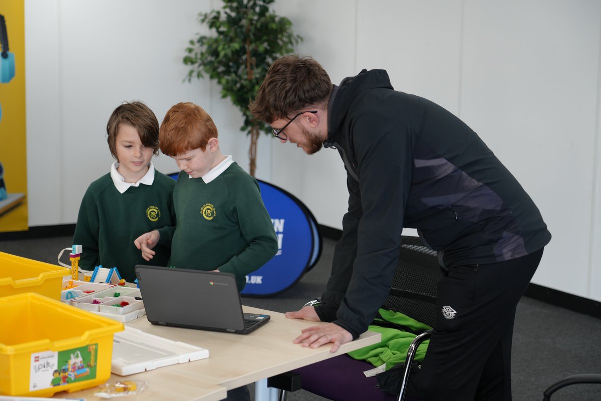 Ipswich Town Foundation (@itfcfoundation) on Twitter photo 📸 A partner school was invited down to the <a href="/getech_schools/">Getech_Schools</a> headquarters on Friday to participate in some STEM themed Lego education workshops.
Thank you to Getech for an amazing event!
#LegoEducation #Getech 📸 A partner school was invited down to the <a href="/getech_schools/">Getech_Schools</a> headquarters on Friday to participate in some STEM themed Lego education workshops.
Thank you to Getech for an amazing event!
#LegoEducation #Getech