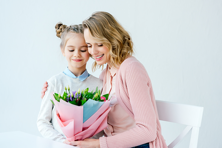 letestumaisonfr's tweet photo. C'est l'heure des MAMANS !!!👩
La fête des Mères approche à grands pas !
Couvrez de cadeaux toutes les mamans autour de vous !💝
Clientes, collaboratrices : tournée générale !🎁
#fetedesmeres #fetedesmamans #clienteheureuse #collaboratriceheureuse #engagement #satisfactionclient https://t.co/kL4AkVi7GE