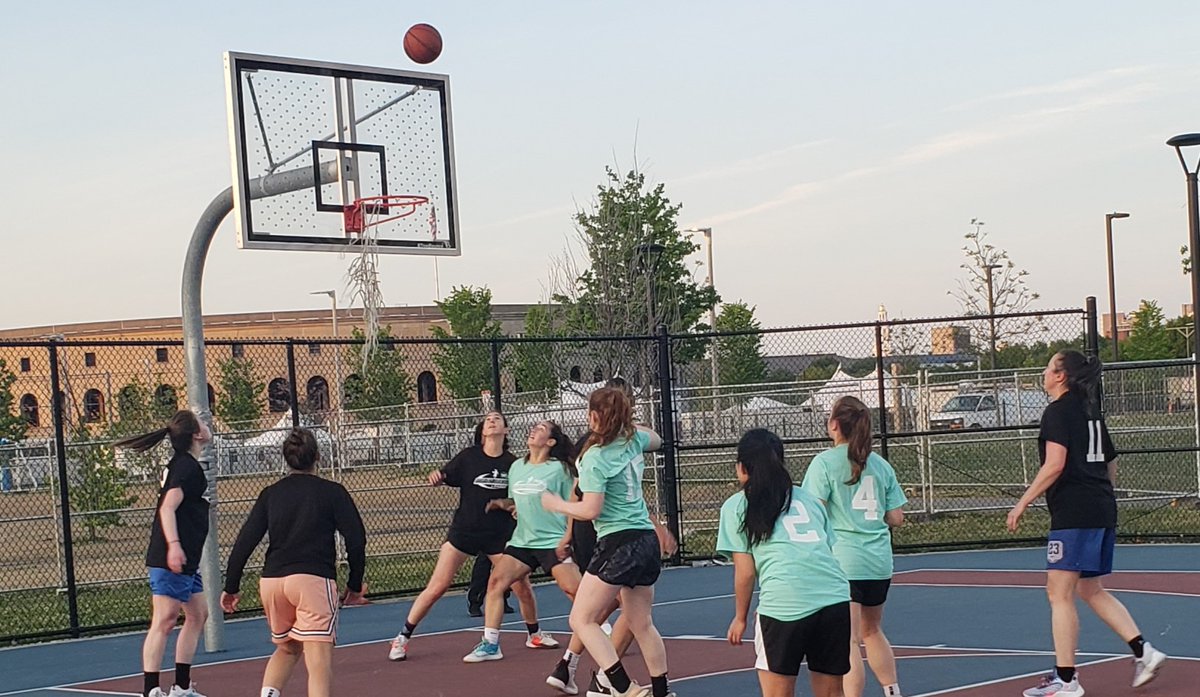 Still looking👀 for a place to ball🏀 this summer? We are still accepting team registrations for the 2023 Honan League!

Sign up here: quickscores.com/honan