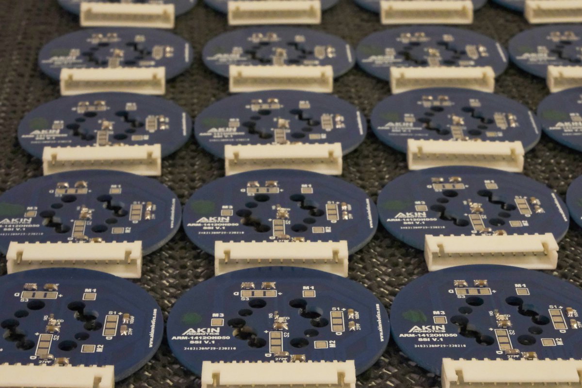 Akinrobotics's tweet photo. Circuit boards that we produce in-house for our Ada 7 and Mini Ada robots...

Ada 7 ve Mini Ada robotlarımız için kendi bünyemizde ürettiğimiz devre kartları...

#pcb #board #robot #robotproduction #akinrobotics https://t.co/klDgAlf7iK