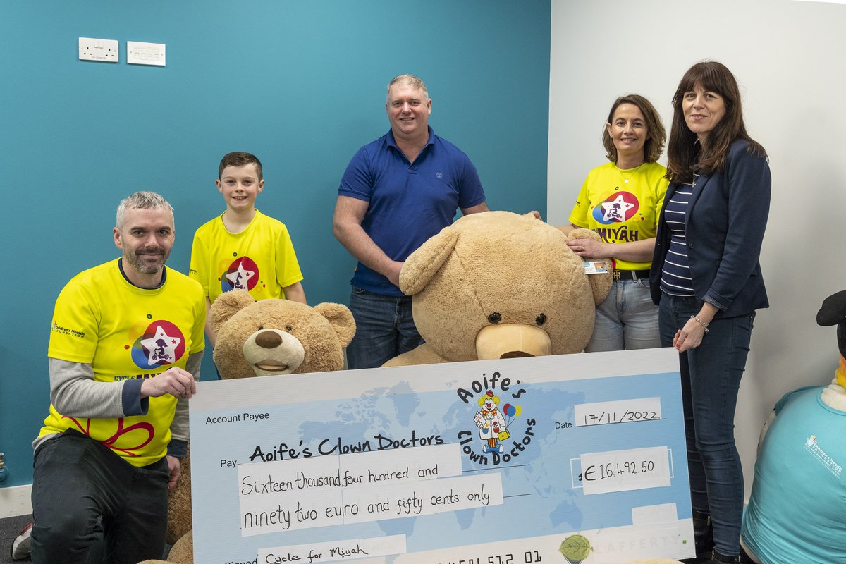 thecontel's tweet photo. Mayo family present €32,985 from Cycle for Miyah fundraiser

https://t.co/YVP8y9Rtz2 https://t.co/7IVF2tQ30w