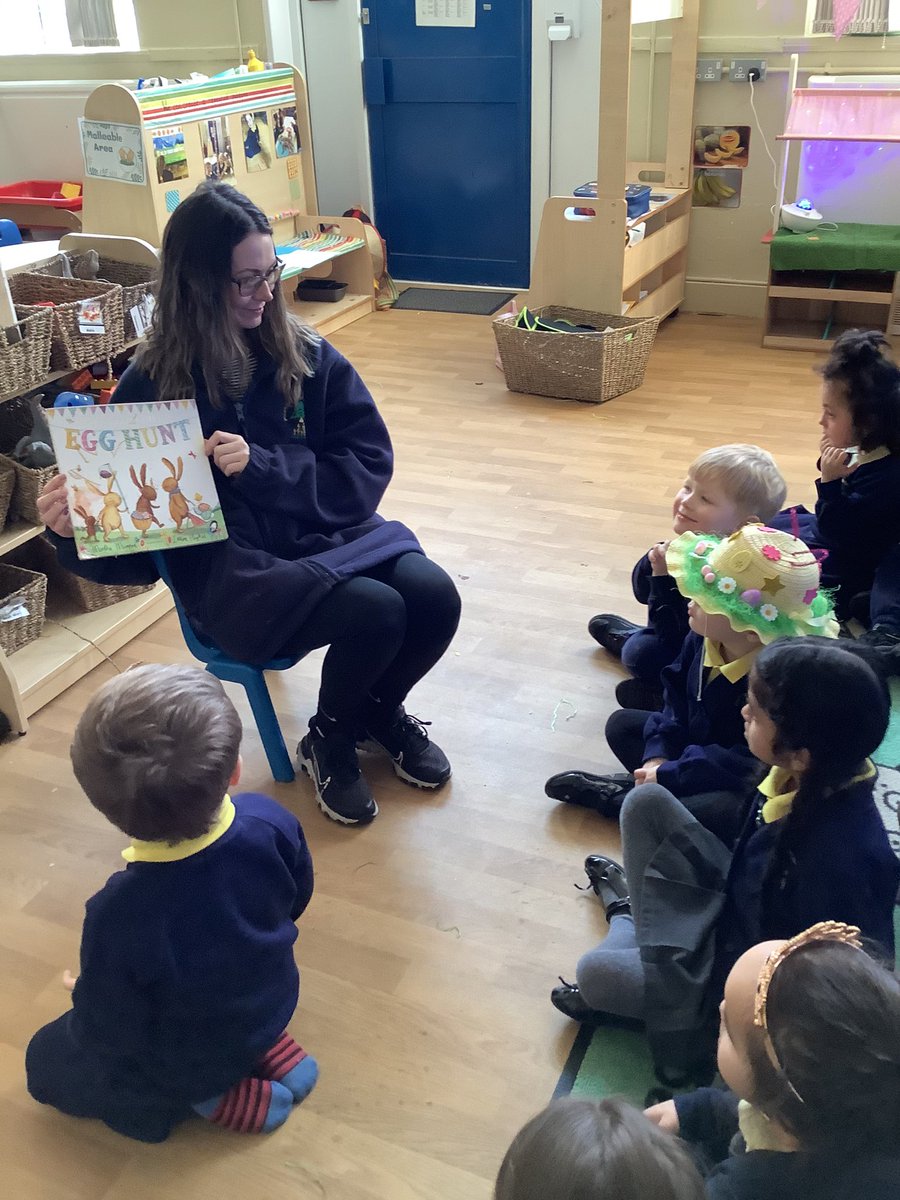 Enjoying an Easter story <a href="/PinehurstP/">Pinehurst Primary</a> #PinehurstReading