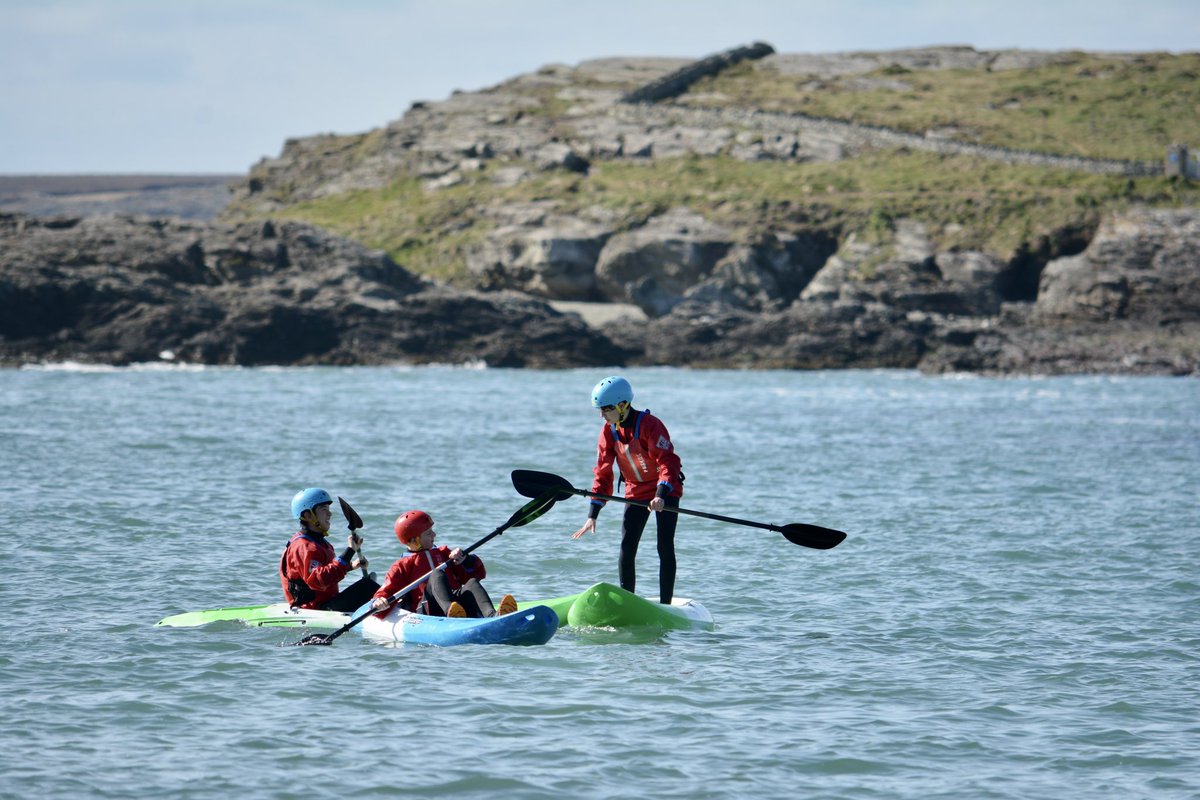 Army cadets messing about in boats off Anglesey on Ex SPRING CHALLENGE 🛶 
#armycadetsuk #inspiretoachieve <a href="/KingsCanterbury/">The King's School</a> <a href="/OutdoorAnglesey/">Anglesey Outdoors</a>