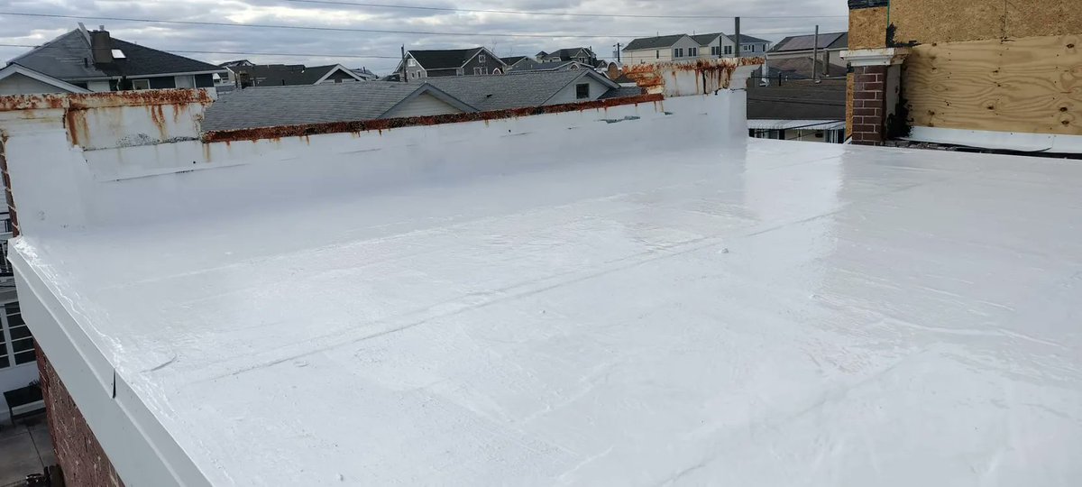 SurfandTurfRoof's tweet photo. Flat roofing done RIGHT in #ventnorcitynj

#flatroofing #flatroofingcompany #southjersey #pennsylvaniaroofing #roofingnj #roofingpa https://t.co/GTWLp0THDq