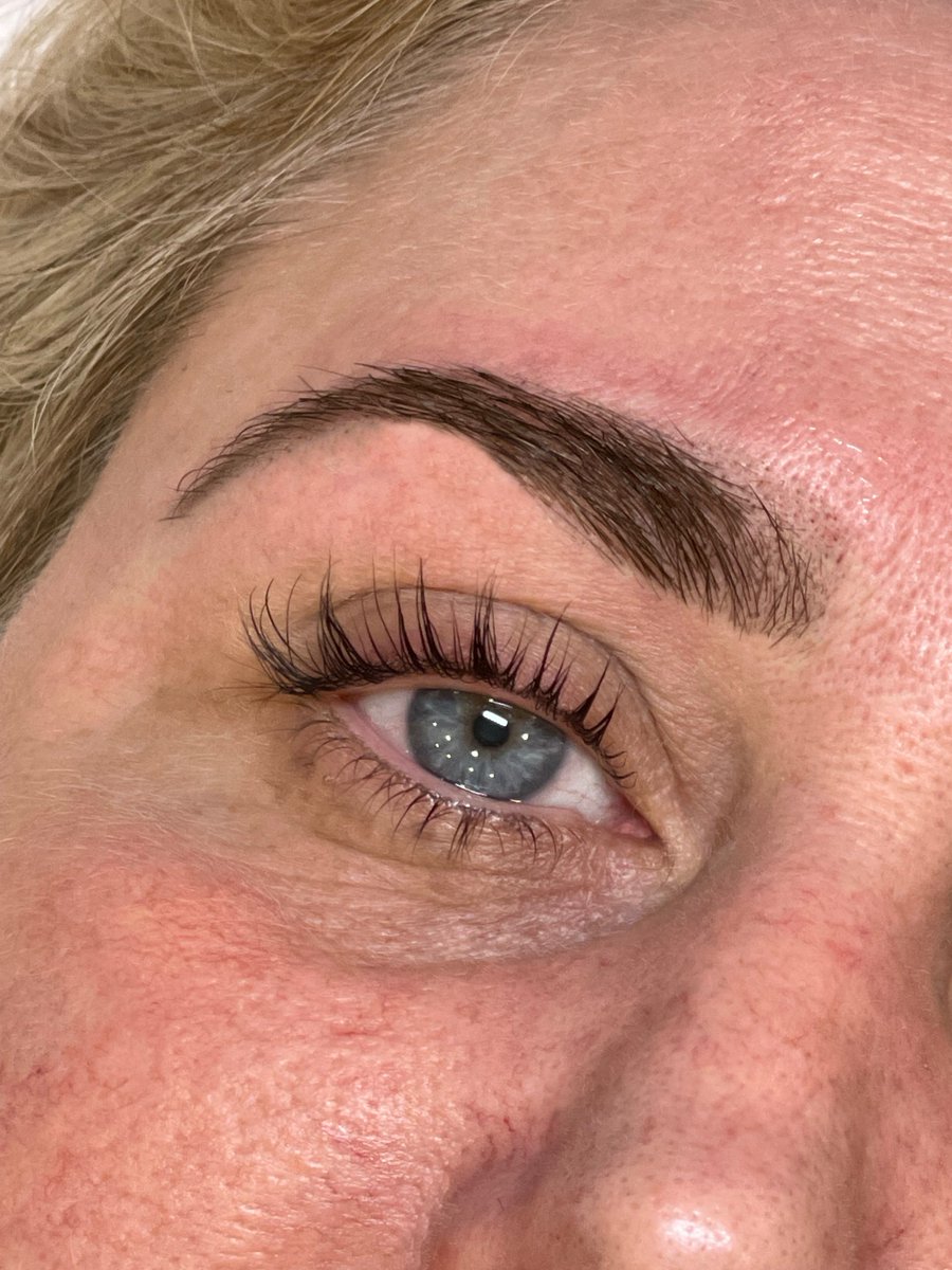 MMGorgx's tweet image. Lash Lift &amp;amp; Brows 🤩 Gorgeous

#brows #browgoals #wowbrows #browwax #browtint #lashlift #lashliftting #eyes #beauty #essex
