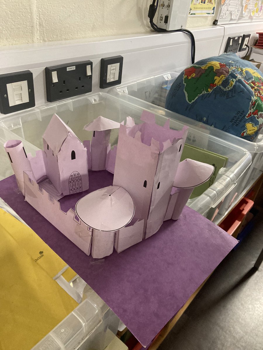 Ms_J_AMA's tweet photo. Beautiful castles made by our talented Y7 history students who are preparing for a visit to @EHKenilworth #endlesscreativity @AstonManorAcad @EquitasMAT https://t.co/8nOyR9RHY8