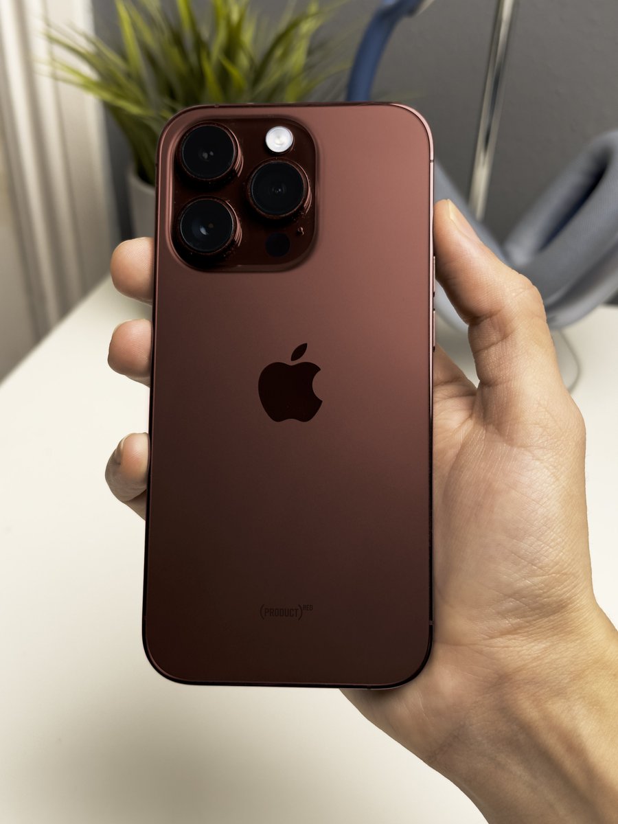 Exciting news for iPhone fans! Rumor has it that the iPhone 15 Pro will come in a bold, dark RED color 😮‍💨. I'm loving the look, but what about you? Would you choose this vibrant hue for your phone? Share your thoughts in the comments below! #iPhone15Pro #RediPhone #TechiesUnite