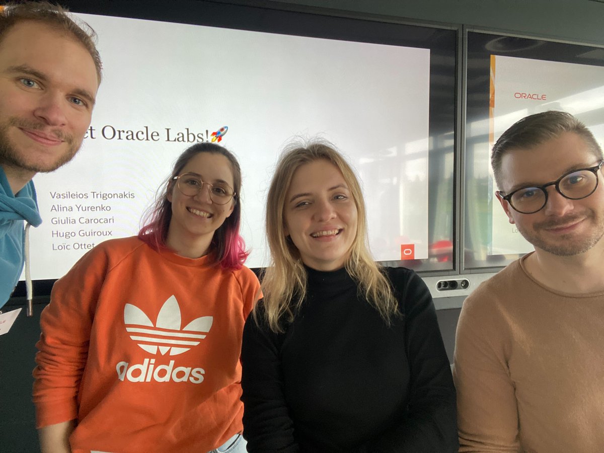 oraclelabs's tweet image. Thank you for coming to our presentation, #EPFL!🙌
You can find information about our internship opportunities here: labs.oracle.com/pls/apex/r/lab…
#internship #OracleLabs
