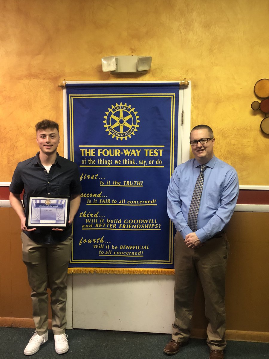 Congrats to Ryan Durbin for being the March 2023-Conewago Valley satellite of the Gettysburg Rotary Club student of the month. Thanks to Mr. Updike for attending the breakfast and introducing Ryan.