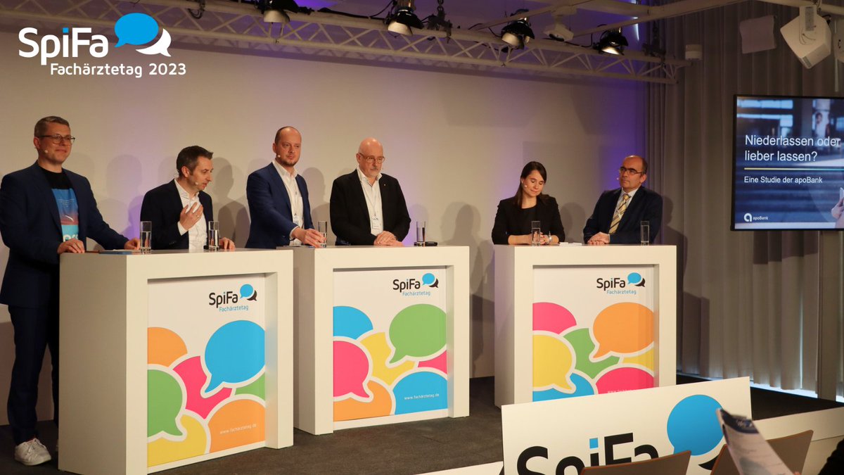 #Niederlassen oder lieber lassen? Eine Frage, die nicht nur nachfolgende Generationen von Ärztinnen und Ärzten beschäftigen wird. Und wichtiges Thema auf dem vergangenen #SpiFaFachärztetag.
Sie haben eine Diskussionsrunde verpasst? Hier nachschauen: fachärztetag.de/highlights