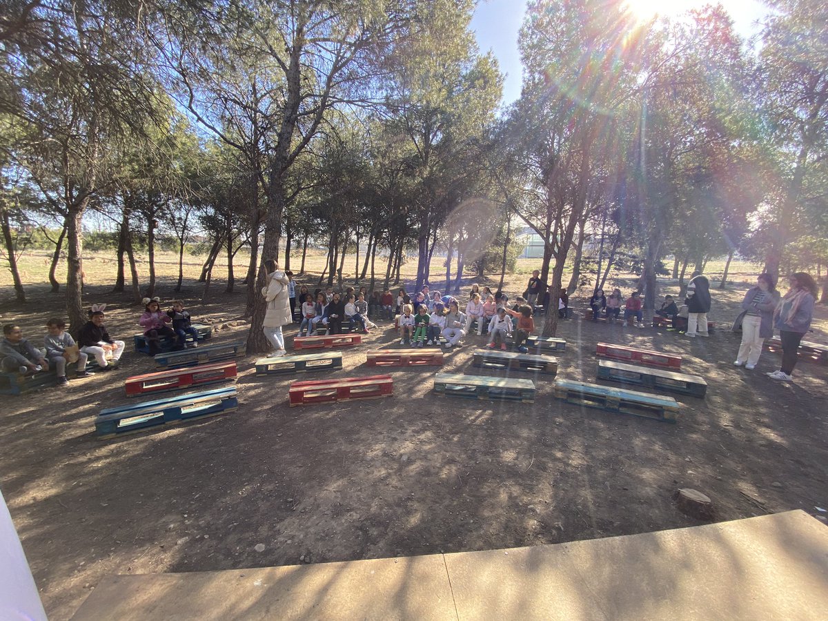 Louise Van Laar tweet media