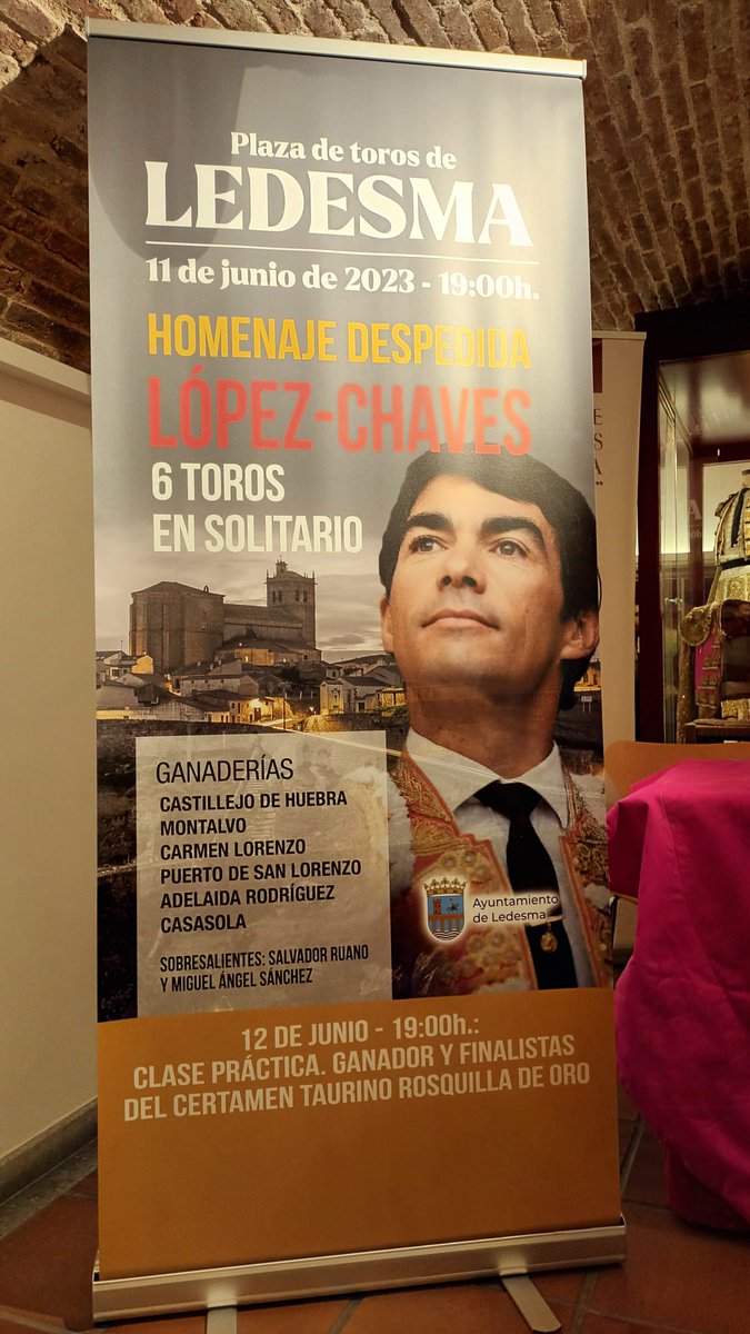 objetivoeltoro's tweet photo. #LopezChaves se encerrará con 6 toros de distintas ganaderias para la despedida de su pueblo.
#Ledesma #11junio'23 #6toros6 #solitario @andressanchez93 https://t.co/M879evveH4