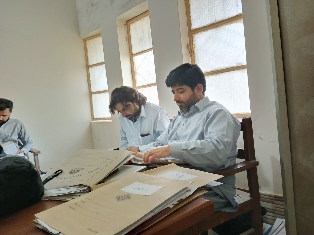 BeyondTheScalpl's tweet image. #DataQualityAssessment of #EPI of District Jaffarabad by @WHOPakistan &amp;amp; @EpiBalochistan at #HealthFacilities &amp;amp; DHO office. 
#DataAnalytics #digitalization #transparency #VaccinesWork 
@EocBalochistan @EPIPakistan @gatesfoundation @gavi @ICRCPak_HoD @HealthDepartme5