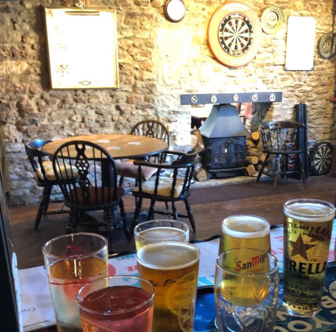 WeAcceptPets's tweet photo. π¬ "We stopped here looking for lunch. We were made very welcome. Lovely open fire and friendly atmosphere. Good menu and attentive staff. We will be back."
https://t.co/ial0oWYvVp
#Croscombe #Wells #Somerset #GuestReview #OpenFire #CountryPub #PetsWelcome #LocalAles #Cider https://t.co/lUh51xO8Jx