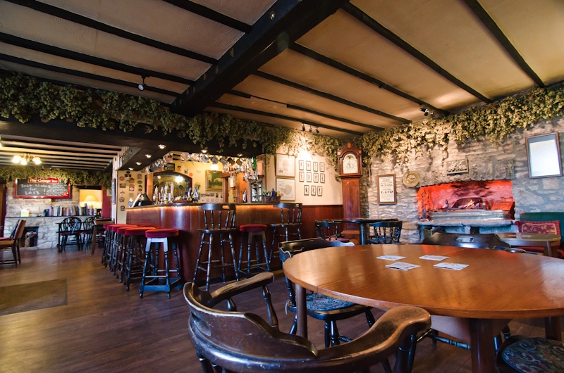 WeAcceptPets's tweet photo. π¬ "We stopped here looking for lunch. We were made very welcome. Lovely open fire and friendly atmosphere. Good menu and attentive staff. We will be back."
https://t.co/ial0oWYvVp
#Croscombe #Wells #Somerset #GuestReview #OpenFire #CountryPub #PetsWelcome #LocalAles #Cider https://t.co/lUh51xO8Jx