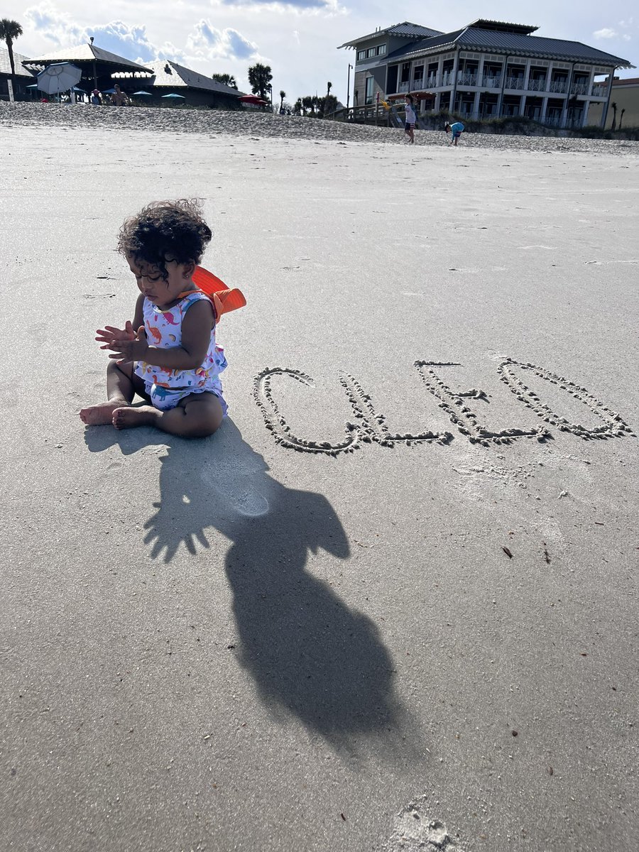 _Jaylenee_'s tweet photo. Living her best life https://t.co/RTcI4FHMJ2