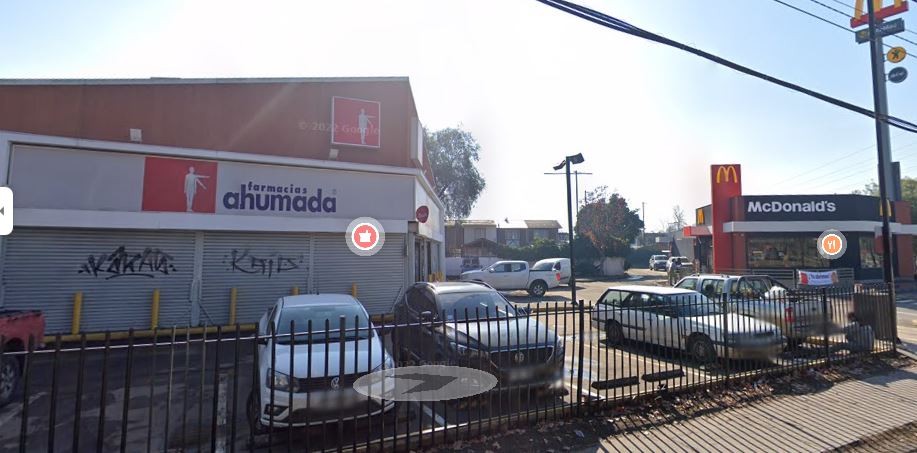 wladypeppers's tweet photo. @farma_ahumada Urgente validar reclamo SS-0000204060. Claudio Castillo encargado del local ubicado pajaritos 7001, Pudahuel, tuvo tratos vejatorios, despectivos y discriminatorios  en contra mío y mis dos hijos, uno de ellos menor de edad. @SERNAC @SinprofasaChile https://t.co/HqhsLequRU