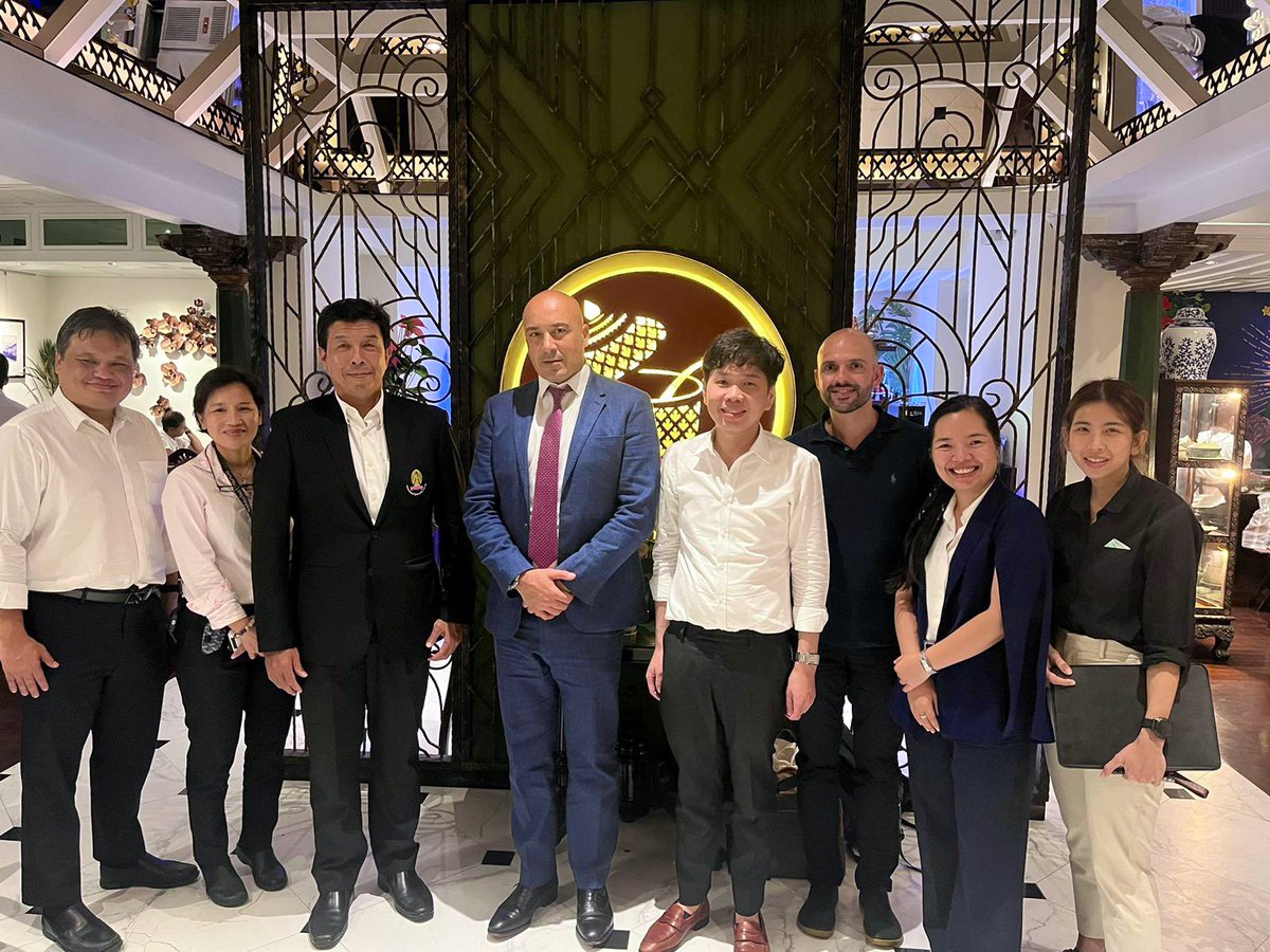 austenelosta's tweet photo. Thank you @prmdcu for your amazing hospitality &amp; invitation to present today. Looking forward to collaborating with @ChulalongkornU to make #selfcare everybody’s business. 
 
@ImperialSCARU @ARC_NWL @ImperialCCentre @ISFglobal @SelfCareForum  @ImperialSPH https://t.co/3h9rv6FltN