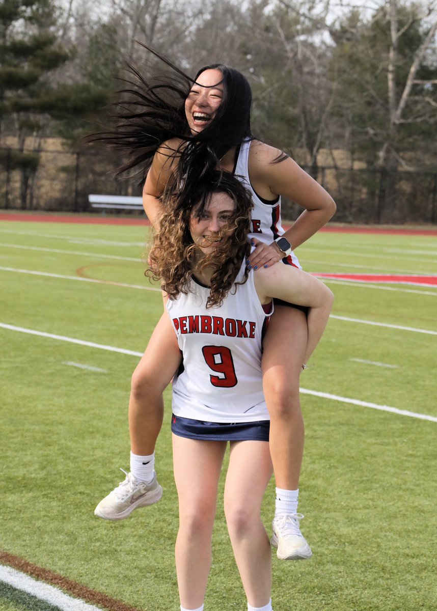 AndyillesPhotog's tweet photo. I love media days… Amazing team pictures mixed with just the right amount of ridiculousness… Good luck to the girls lacrosse team this season!!! @PEMGLAX @MIK_elodeon @DeannaLinscott @AllisonLinscot1 https://t.co/91QaFtfOhv