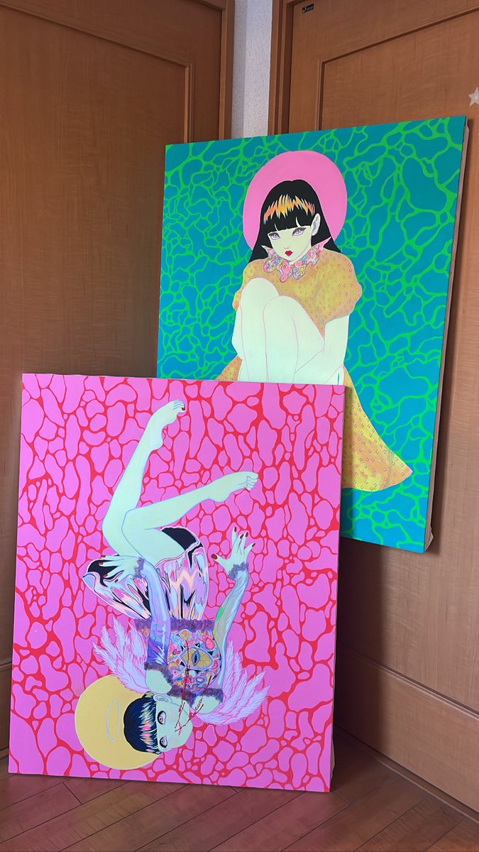 힙한 소녀들의 방에 전시해놓고싶다....