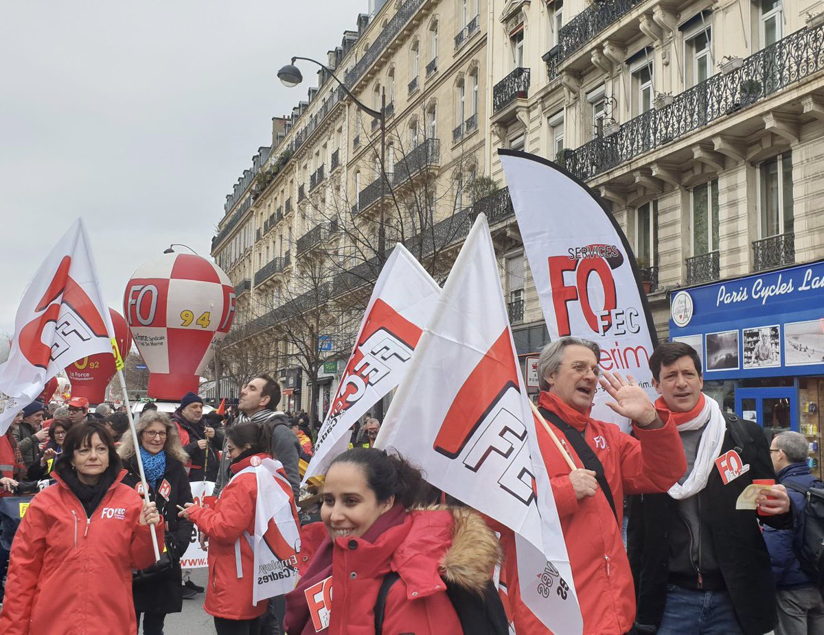 Les militants de la #fecfo en grève et dans la manifestation parisienne !
On lâche rien ! Jusqu’au retrait !
64 ans c’est définitivement NON Mr Macron !
Soyez responsable ! Écoutez vos citoyens ! Retirez votre injuste et inutile réforme !
NON c’est définitivement NON !
#28mars