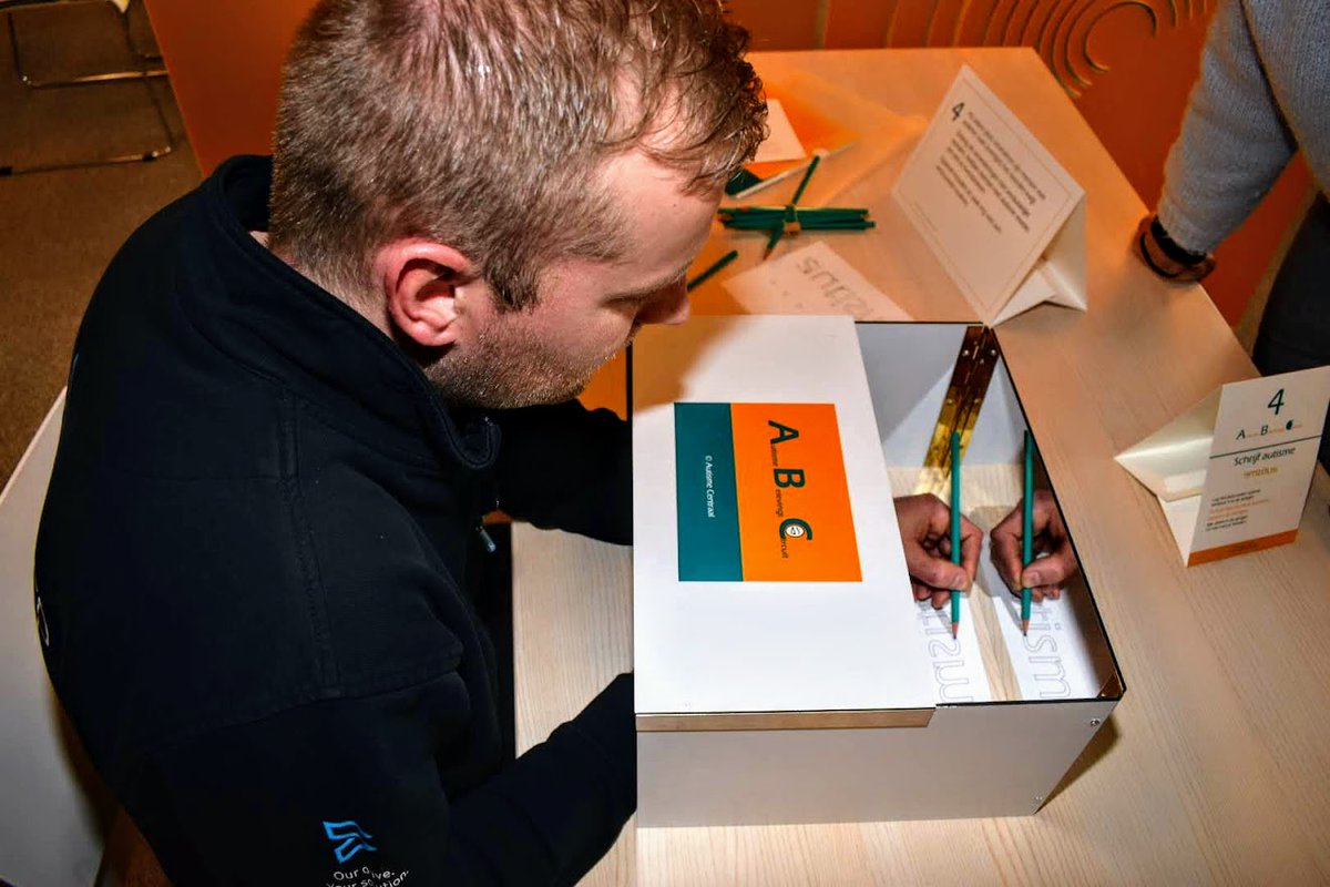 Stambv's tweet photo. In het kader van de Autismeweek 2023 organiseerden onze autismecoaches @visserhermien en Anneke Peeters vanmorgen een AutismeBelevingsCircuit (ABC) voor werkgevers. 

Zo'n ABC wordt groepsgewijs gegeven en is voor iedereen die autisme wil ervaren en wil leren begrijpen. #autisme https://t.co/sSdJYeybuA