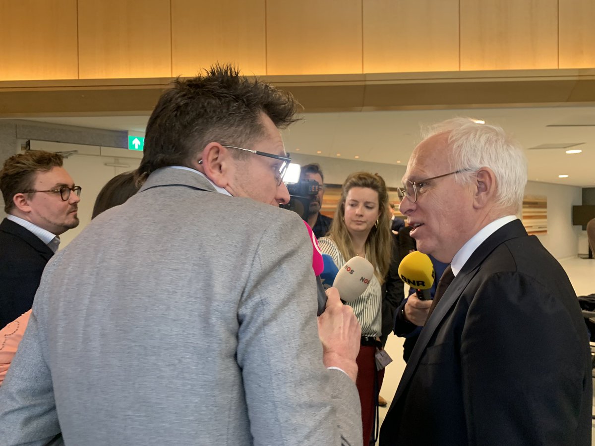 PimSedee's tweet photo. Adema vanavond niet bij #beraad #rutte en o.a. vicepremiers ‘zelf de keuze gemaakt er niet bij te zijn’, zegt hij. https://t.co/UvBKNcGaRh