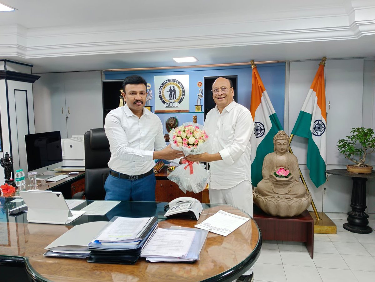 INTUCSCMLU's tweet photo. "INTUC Secretary General, Mr. Janak Prasad, held a meeting with Singareni Company's C &amp; MD, Shridhar, to address and resolve various issues in the company and Ramagundam constituency." #Collaboration #ProblemSolving #Progress #singareni #SCCL @janakbajpai https://t.co/HlBYDqlxyx