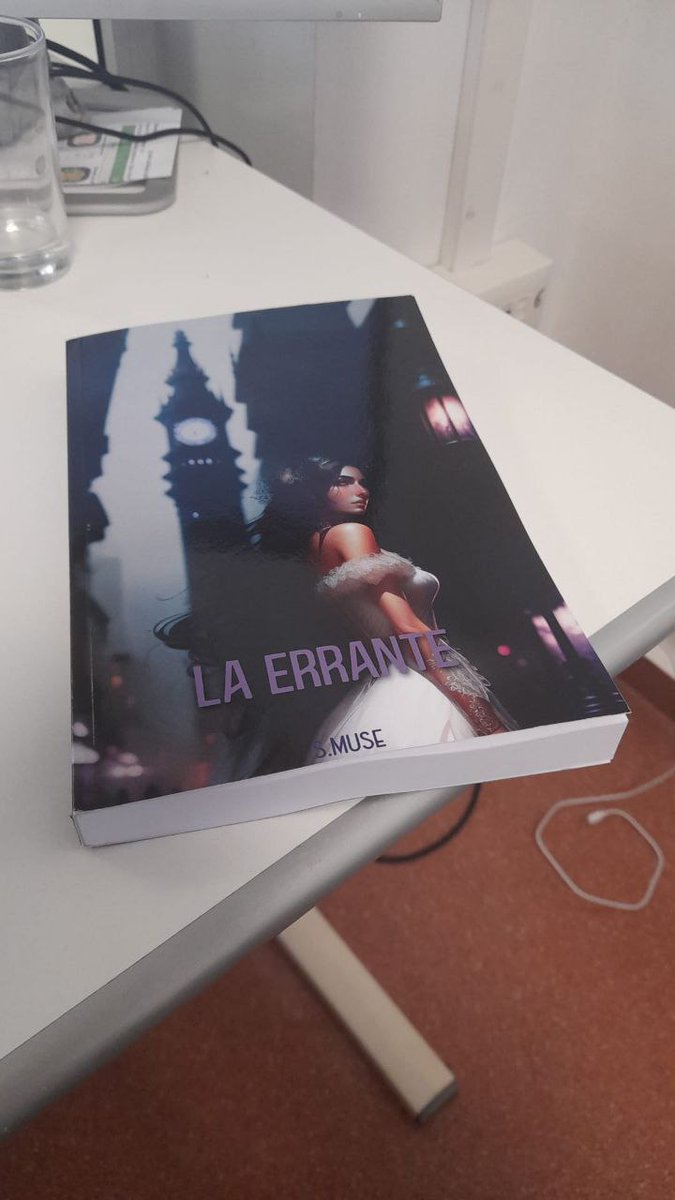 smuseauthor's tweet photo. Ya están llegando los primeros ejemplares 😍 espero vuestras críticas! https://t.co/9WQcpyEeuf