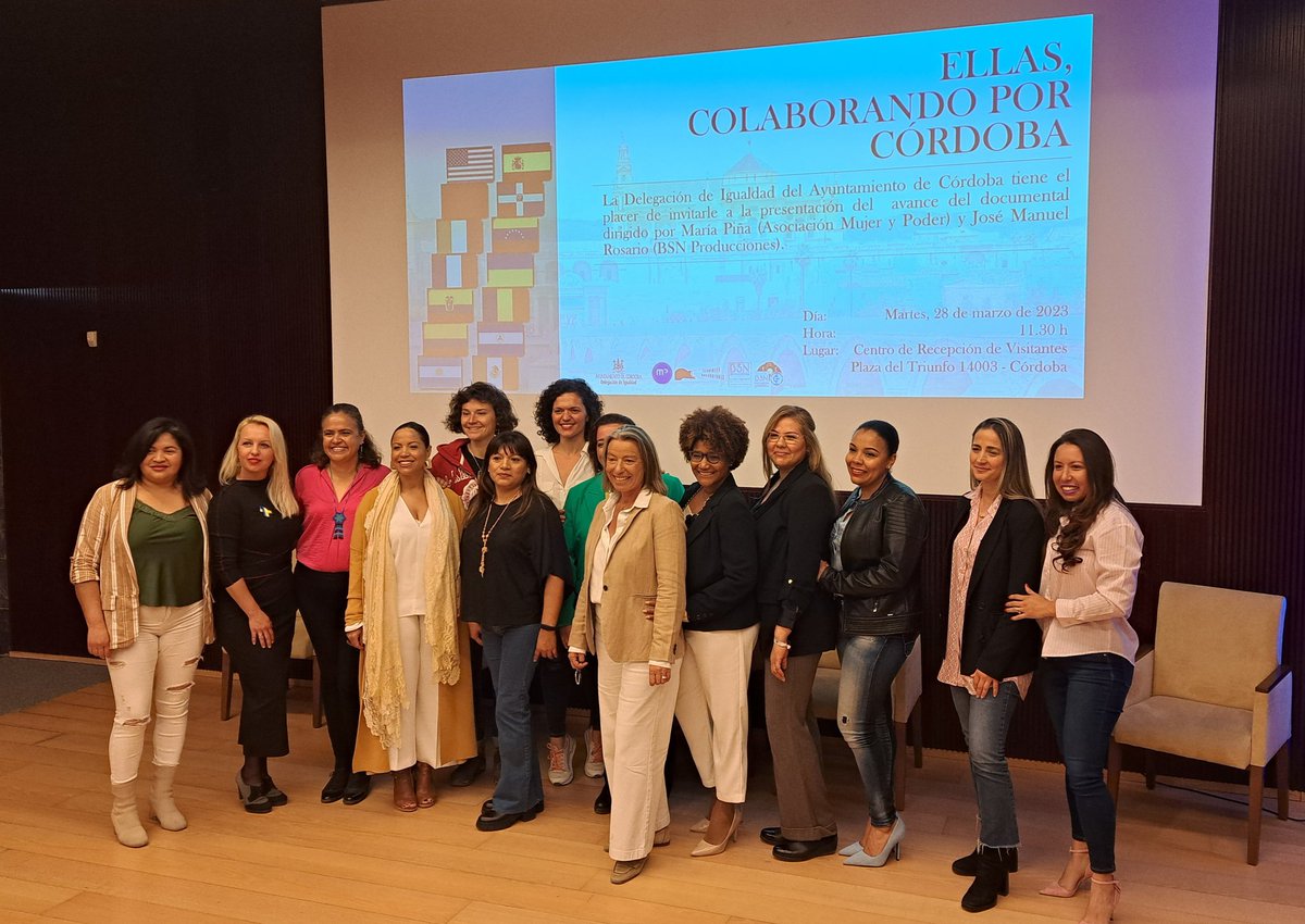 Presentación del avance de  "Ellas colaborando por Córdoba" donde 14 mujeres inmigrantes de diferentes países afincadas en Córdoba nos cuentan su experiencia vital  en nuestra ciudad.
Enhorabuena a todos los/as que lo.habeis hecho posible!!🙌🙌
#DelegaciondeIgualdad
#MariaPiña