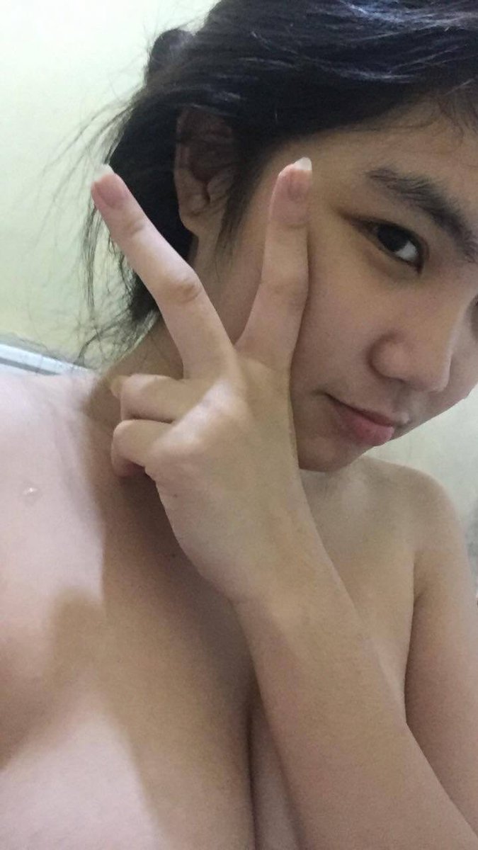 SarahDizon19's tweet photo. Sabayan mo ko maligo 

#alterpinay #alternewbie #alterpinayvideos #alter #alterph #alterbagets #alterphilippines #alterpinoy #AlterManila https://t.co/1FV9nwPvIV