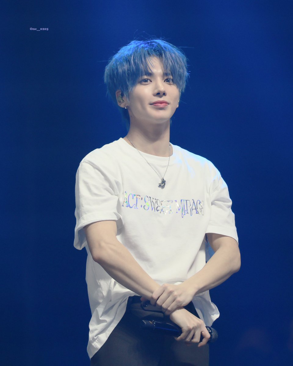 One__0205's tweet photo. 20230325
 
푸를 청, 봄 춘 🫧💙

#투모로우바이투게더 #TXT #태현 #TAEHYUN #ACT_SWEET_MIRAGE https://t.co/g3DCjMZiE3