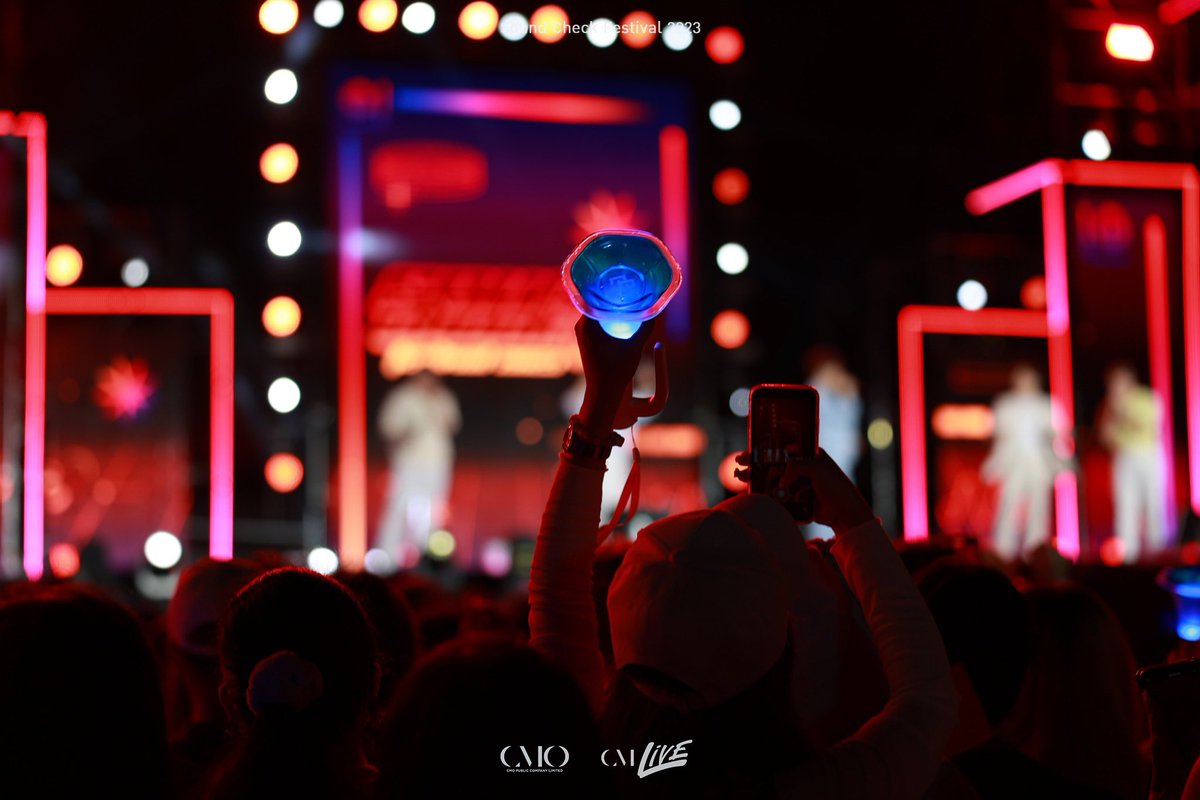betwob9294's tweet image. สิ่งดีๆอีกอย่างหลังคอนซาวด์เช็คก็คือช่วงนี้ฉันเสิร์ช บีทูบี แล้วเจอผู้ชายของฉัน เจอคนพูดถึงวงบีทูบีเยอะขึ้นอ่ะ ปกติเจอแต่นม 🤣🤣🤣 #SoundCheck_TH