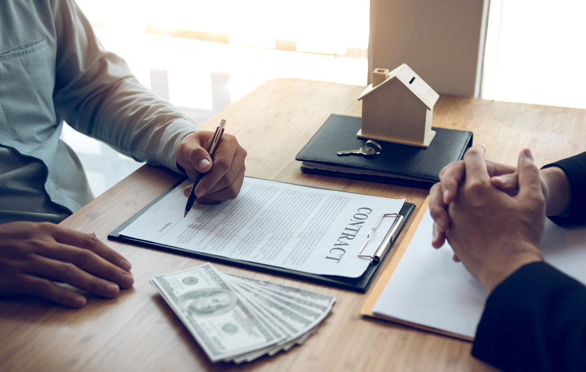 The financial pros and cons of buy-to-let property have shifted significantly in recent years. Is buy-to-let still worth doing? If so, what's involved? Continue reading to find out here: zurl.co/mZff 
#UKHousing #BuytoLet #PropertyLaw