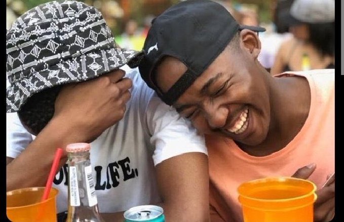 WemaHotWingz's tweet image. relationship ndeyerudo chete kna makuda kupfeka zvakafanan endai kuchikurubi