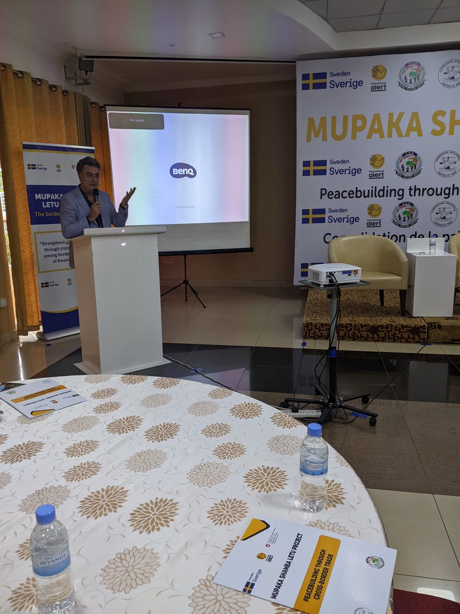 LetuProjet's tweet photo. Les participants venus de tous les sites du @LetuProjet au #Rwanda ont répondu au rendez-vous. @SwedeninRW a réitéré son vœu de travailler encore avec @intalert afin de mener le même combat pour la cause noble des FPCT au niveau régional. @RwandaTrade @RwandaCejp @FaithVictoryRW https://t.co/FFgfmw6TBD