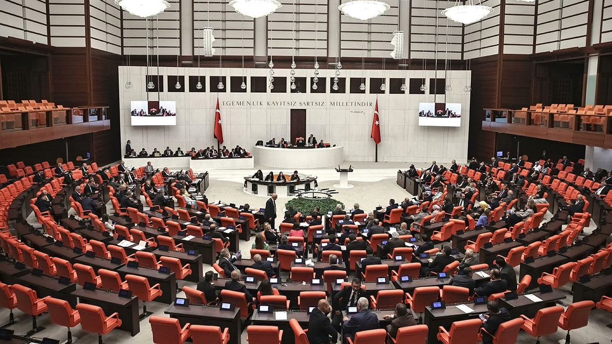 surajanscom's tweet photo. MORİDER: Mecliste çocuk hakları temelli temsiliyet güçlendirilsin https://t.co/ee8fMlbIkc https://t.co/jJe8VjZg73