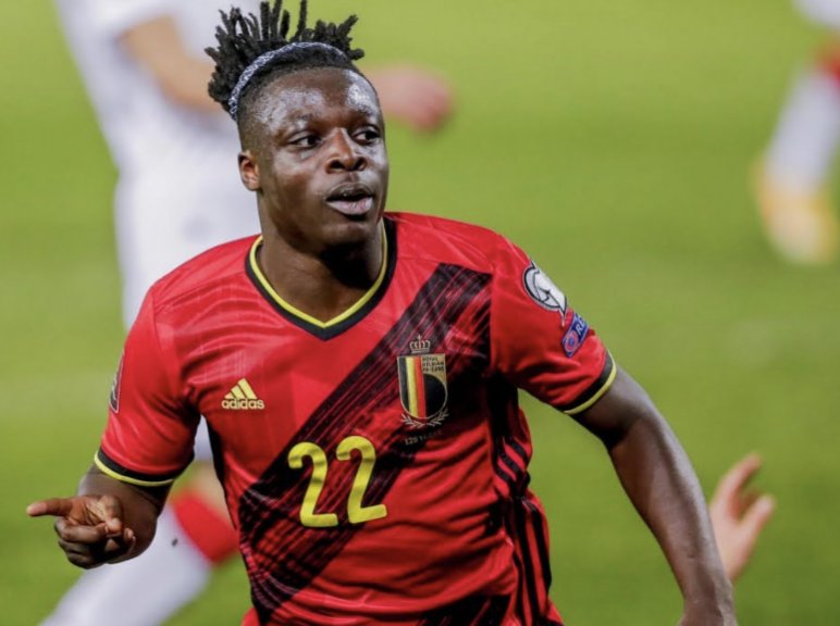 FulhamTransfer's tweet photo. Jeremy Doku, Probably on the higher end in terms of fee but an explosive winger that loves to carry the ball with a huge potential. ⚫⚪ #FFC #FulhamFC 
Analysis/Report albeit a few years old still shows the quality of player Doku is. ⬇️
https://t.co/KSA2ODf9kh https://t.co/9OFgh8iVrj