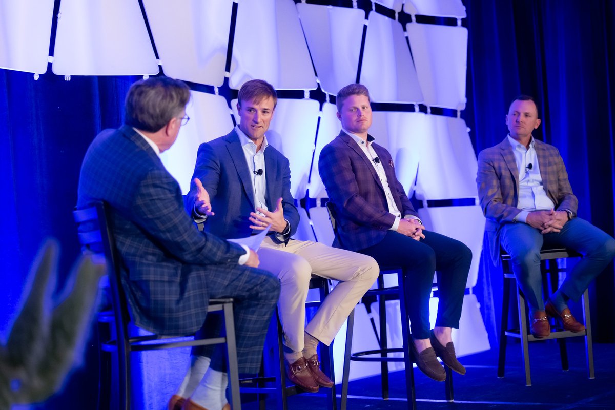 LIBRA_IP's tweet photo. Great speakers and excellent presentations. A very special thank you to everyone who presented yesterday in Phoenix. Day three starts soon! #WeAreLIBRA #TheFutureofDistribution https://t.co/DzcBXw0x57